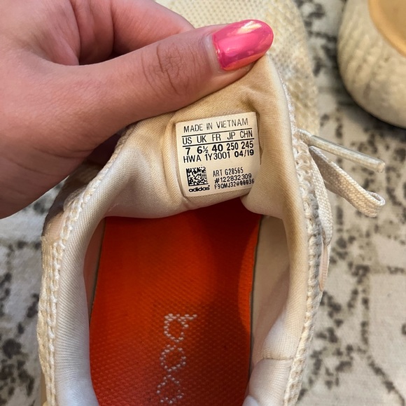 Women Adidas Alpha boost - Picture 5 of 7